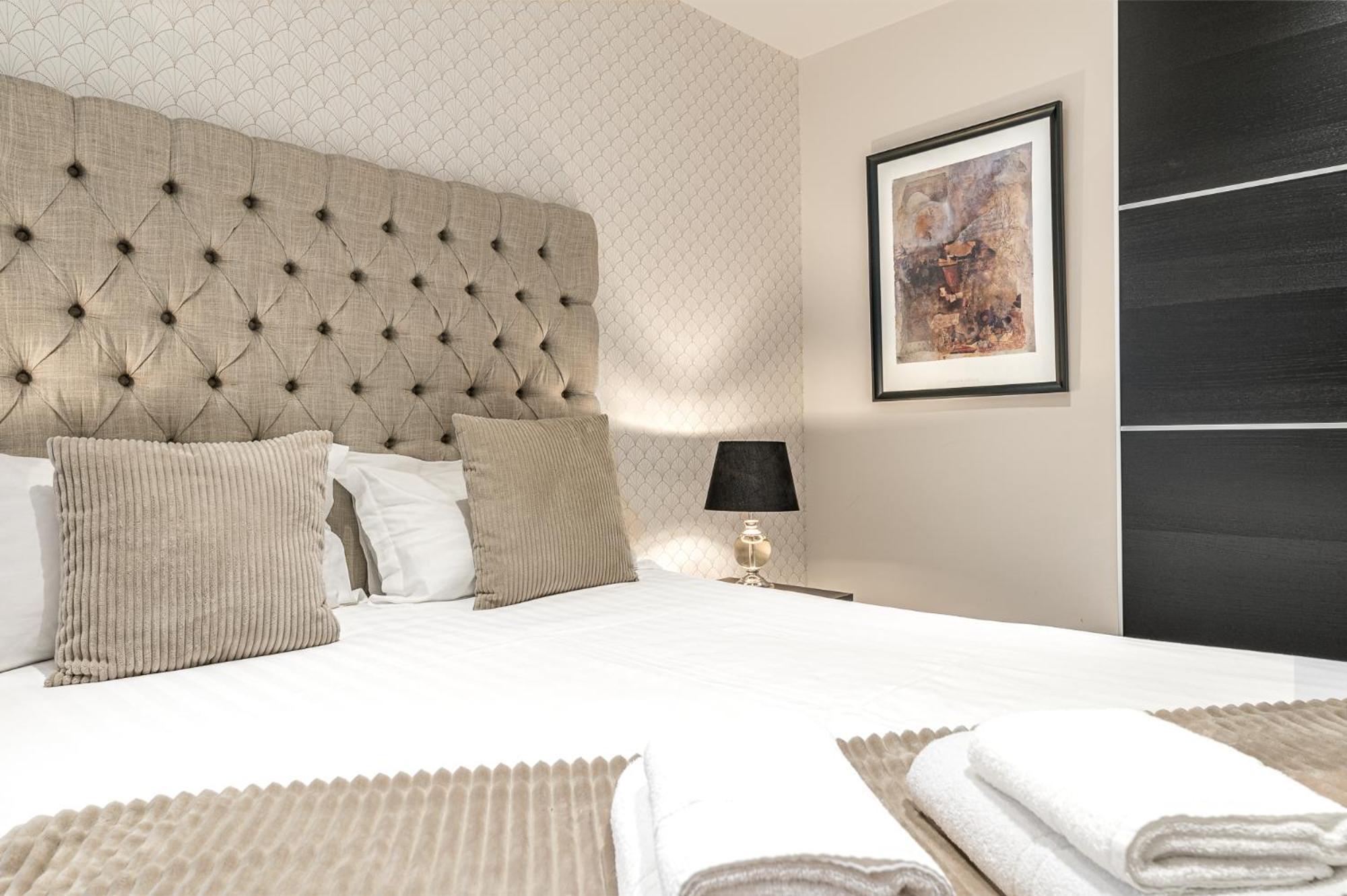 Abbey Apartments Modern Aparthotel For Tourists & Professionals Barrow-in-Furness Eksteriør bilde
